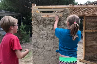 Atelier en famille : La maison des 3 petits cochons
