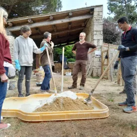 Stage éco-construction - enduits et joints chaux-sable_Le Grand-Village-Plage