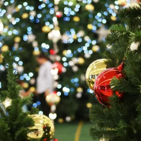 Le Père Noël et ses lutins_Le Grand-Village-Plage