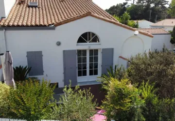 Façade